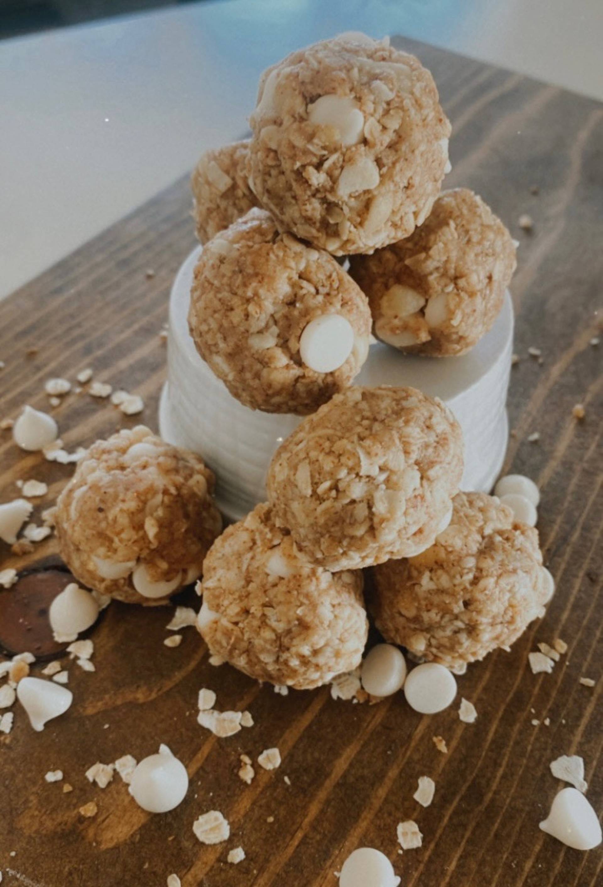 White Chocolate Macadamia Energy bites